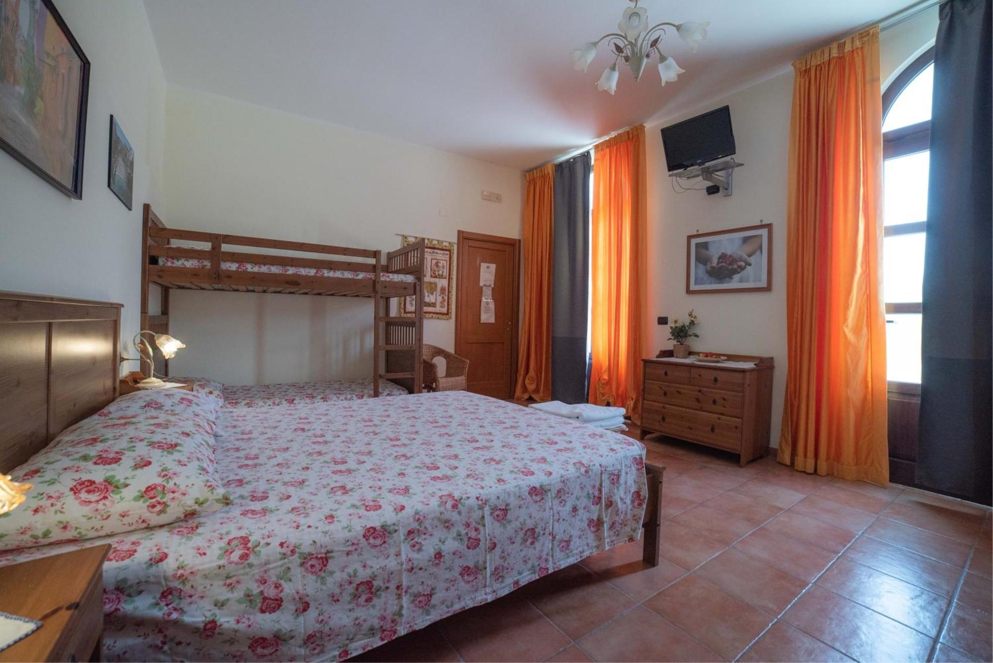Agriturismo Fiori D'Arancio Palagiano Eksteriør billede