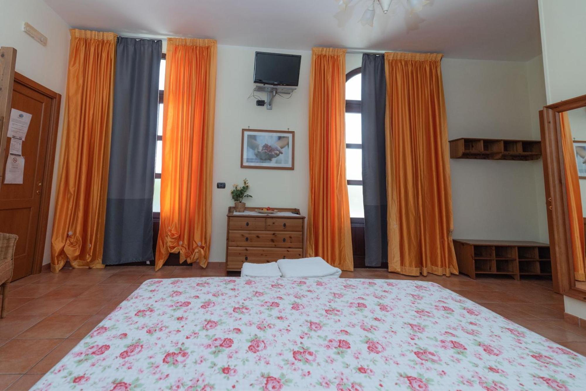 Agriturismo Fiori D'Arancio Palagiano Eksteriør billede